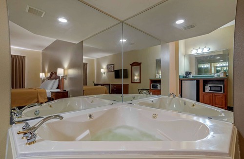 Flowood Hotel | Econo Lodge Inn & Suites Flowood - Jackson Northwest