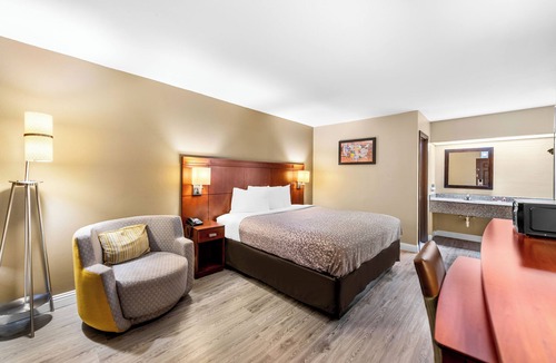 Texarkana Hotel | Econo Lodge Texarkana I-30
