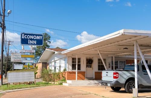 Gladewater Hotel | Economy Inn by Hotel O Gladewater, TX