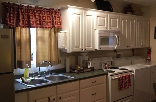 Lufkin Apartment | Efficiency Apt. Located In Pineywoods Of East Texas. Private Apt/Inlaws Quarters