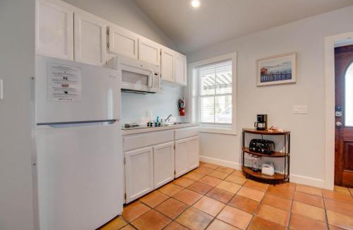Uptown - Upper Duval House | Egret Suite - Southernmost Sanctuary