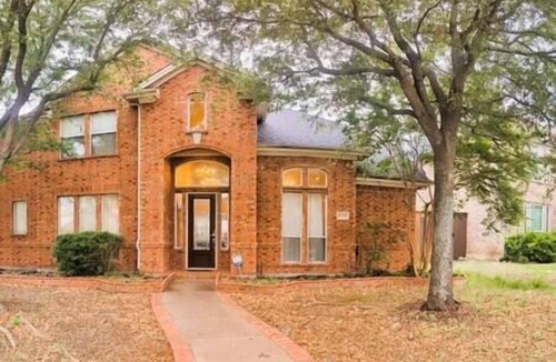 Richardson House | Elegant, comfy, a retreat w/Pool