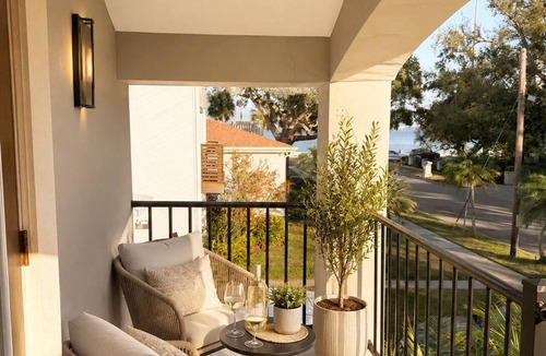 Bayshore Beautiful House | Elegant, Massive, Bayshore, Pool Home, With Ocean views.