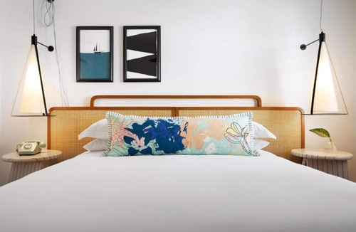 Old Town Hotel | Ella's Cottages - Key West Historic Inns