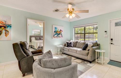 Mary Esther House | Emerald Coast Home Outdoor Entertainment Area!
