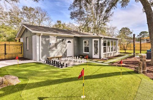 Lake Lorraine House | Emerald Coast Vacation Rental 1 Mi to Beach