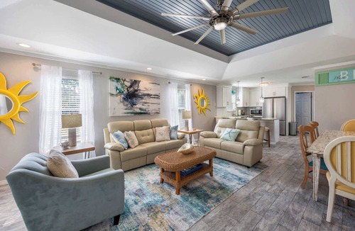 Clipper Cove House | Emerald Escape-Pool Heat & Golf Cart Deals