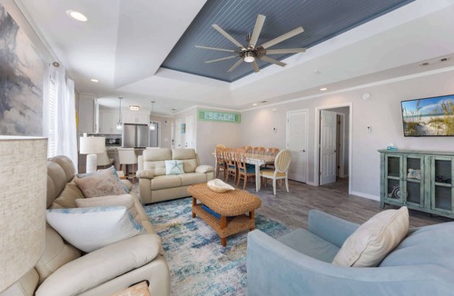 Clipper Cove House | Emerald Escape-Pool Heat & Golf Cart Deals