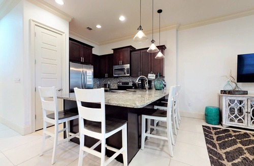 Villa Lago House | 'Emerald Isle Palace' ~ Villa Lago 1874 ~ GOLF CART ~ pool & beach access!