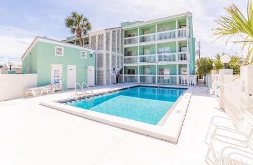 Laguna Beach Apartment | Emerald Shores #1001 Condo