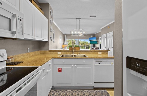 Frangista Beach Condo | Emerald Waters 206 - Private Beach Access, Community Pool, Hot Tub, Near Dining!