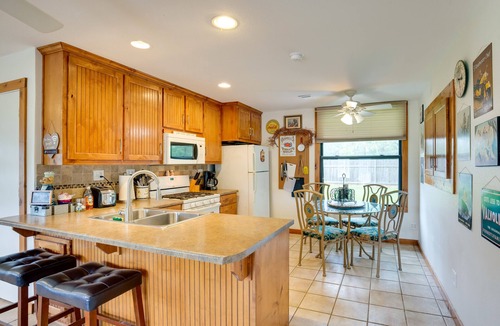 Emory House | Emory Vacation Rental w/Lake Fork Boat Access!