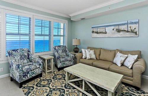 Silver Sands Beach Apartment | En Soleil 1111 East