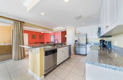Silver Sands Beach Condo | EN SOLEIL THREE BEDROOM! BEAUTIFUL UNIT!