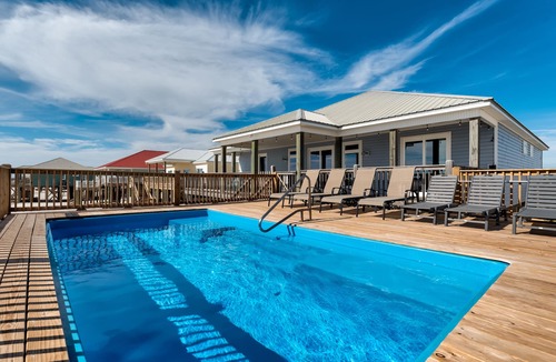Dauphin Island House | Encantado | Gulf Front. Pool. Pets Welcome