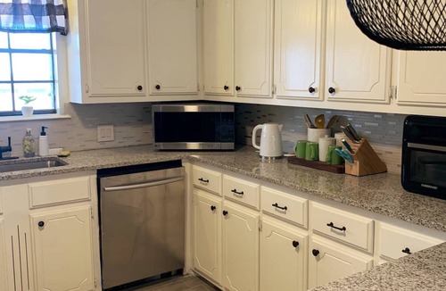 Durant House | Enjoy the splendor of serene country living minutes away from Downtown Durant