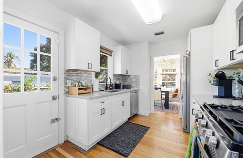 Pinewood Park House | Entire Property with Guest Home | Private Pool Oasis Near Downtown and Palm Beach! 3 Bedroom | 2 Bathroom