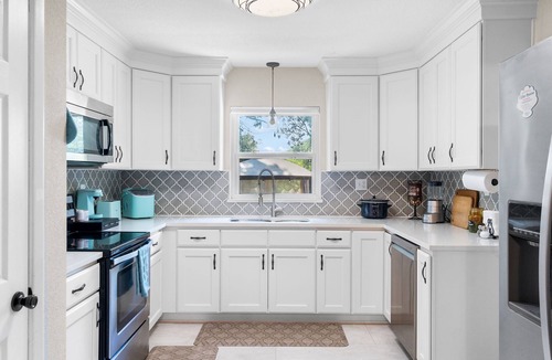 Myrtle Grove House | Escape by Beaches & Blue Angels