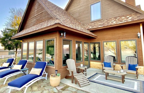 Cedar Creek Reservoir House | Escape to the Lake w/all the Comforts of Home