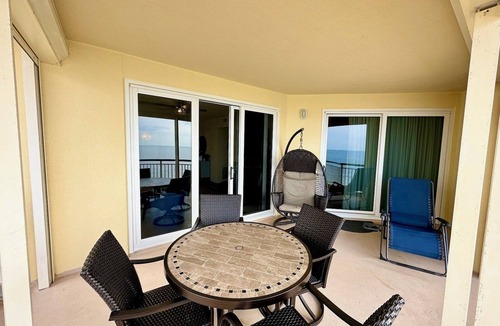 Ono Island Condo | Escape to the Private, White Sandy Beaches of Beach Colony W 8 C