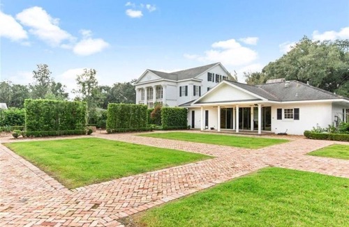 Franklin Cottage | Exclusive gated Cottage on the Bayou