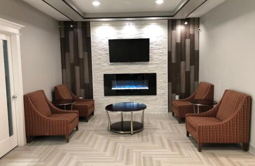 Joaquin Hotel | Executive Inn and Suites Joaquin
