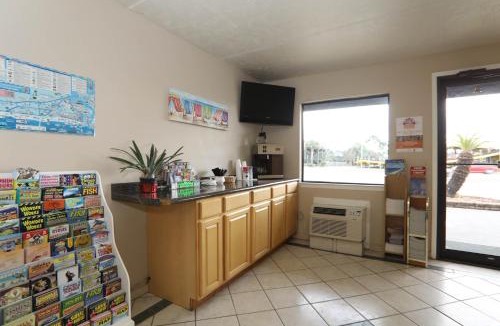 Panama City Beach Hotel | Executive Inn - Panama City Beach