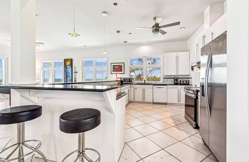 East End House | EXPERIENCE THE ULTIMATE IN ISLAND LIVING at the incredible beach front home AMBASSADOR.