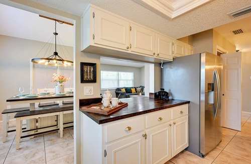 New Port Richey House | Explore Tampa Bay! Family Home w/Lanai, Game Room