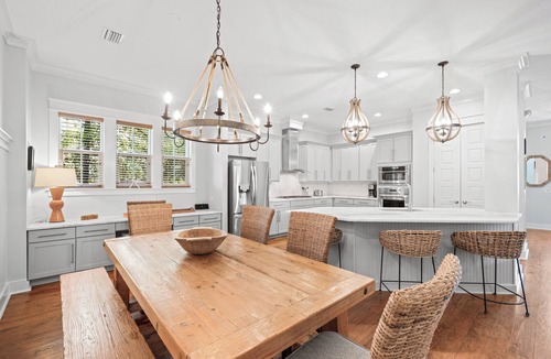 Watercolor House | Exquisite 4-Bedroom WaterColor Retreat with Bikes, Golf Cart, and Pet-Friendly Amenities!