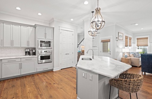 Watercolor House | Exquisite 4-Bedroom WaterColor Retreat with Bikes, Golf Cart, and Pet-Friendly Amenities!
