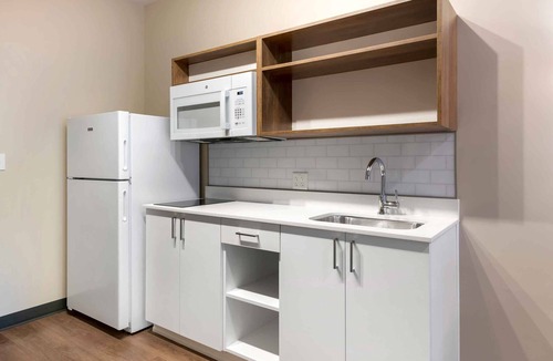 Warrington Hotel | Extended Stay Premier Suites - Pensacola- Nas Corry Station