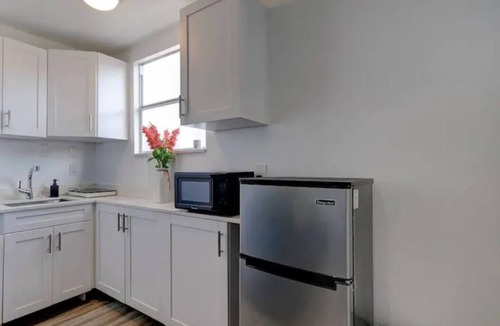 Ludlam Apartment | Eye-catching Miami Apartament/8 min to Airport