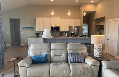 Pine Valley House | Fabulous 3-bedroom house w/pool in Rotonda West May-Dec. Monthly/2 week rentals.