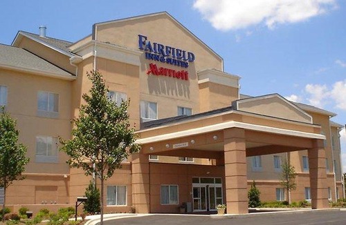 Fultondale Hotel | Fairfield Inn and Suites by Marriott Birmingham Fultondale / I-65