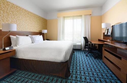 Burleson Hotel | Fairfield Inn & Suites by Marriott Fort Worth South/Burleson