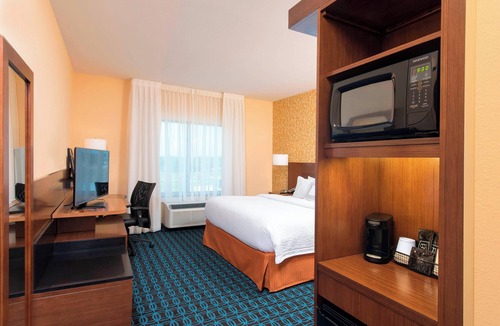 Clinton Hotel | Fairfield Inn & Suites by Marriott Jackson Clinton