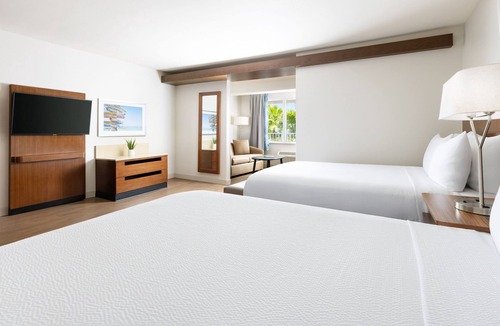 New Town Hotel | Fairfield Inn & Suites by Marriott Key West at the Keys Collection