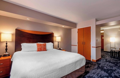 Columbus Hotel | Fairfield Inn & Suites Columbus