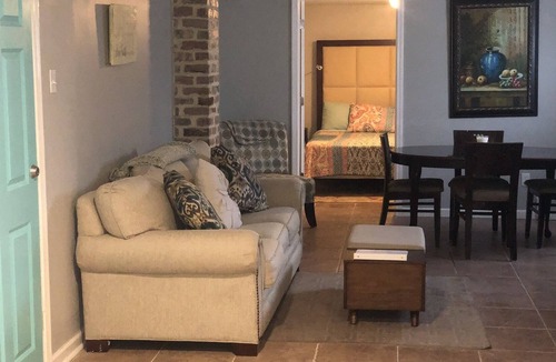 Fairgrounds House | Fairgrounds Ca$ino Pied A Terre 2