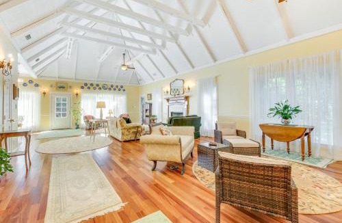 Fairhope House | Fairhope Cottage: 2 Mi to Town & Pier!