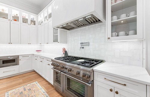 White's Gulfview House | Fall Availability! Private Salt Water Pool! Sitting Spa! 5 Adult Bikes!
