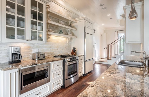 Gulf District House | Fall Dates Available! Gulf Views! WaterColor Beach Club Access! Steps to the Beach! Bikes!