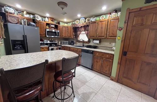 Ono Island House | Families Welcome! Close to Beaches @ Perdido Key! Family Friendly Great Kitchen