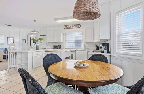 Royal Lagoons House | Family Bayfront Paradise &Fishing Dock on Dauphin Island