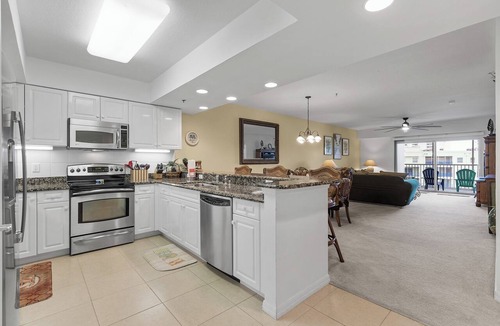 New Smyrna Beach Condo | ☀️Family Friendly Condo | Close to Beach | Oceanwalk 11-603☀️