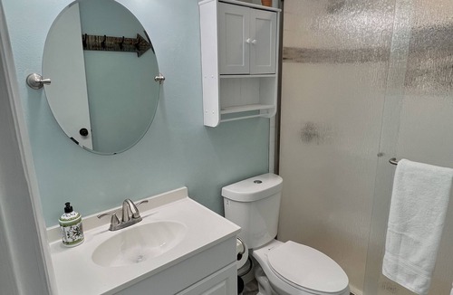 Cypress Gardens House | Family-Friendly 2BR Near LEGOLAND with Parking