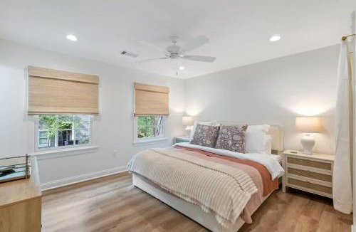 Oxford House | Family Friendly 4BR Oxford Home Near The Square