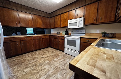 Ono Island House | Family-Friendly 4BR Getaway Close to Beaches, Fairhope & Fishing