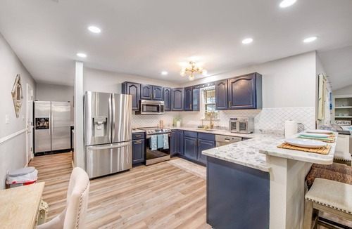 Mary Esther House | Family-friendly home with heated salt pool min from the beach